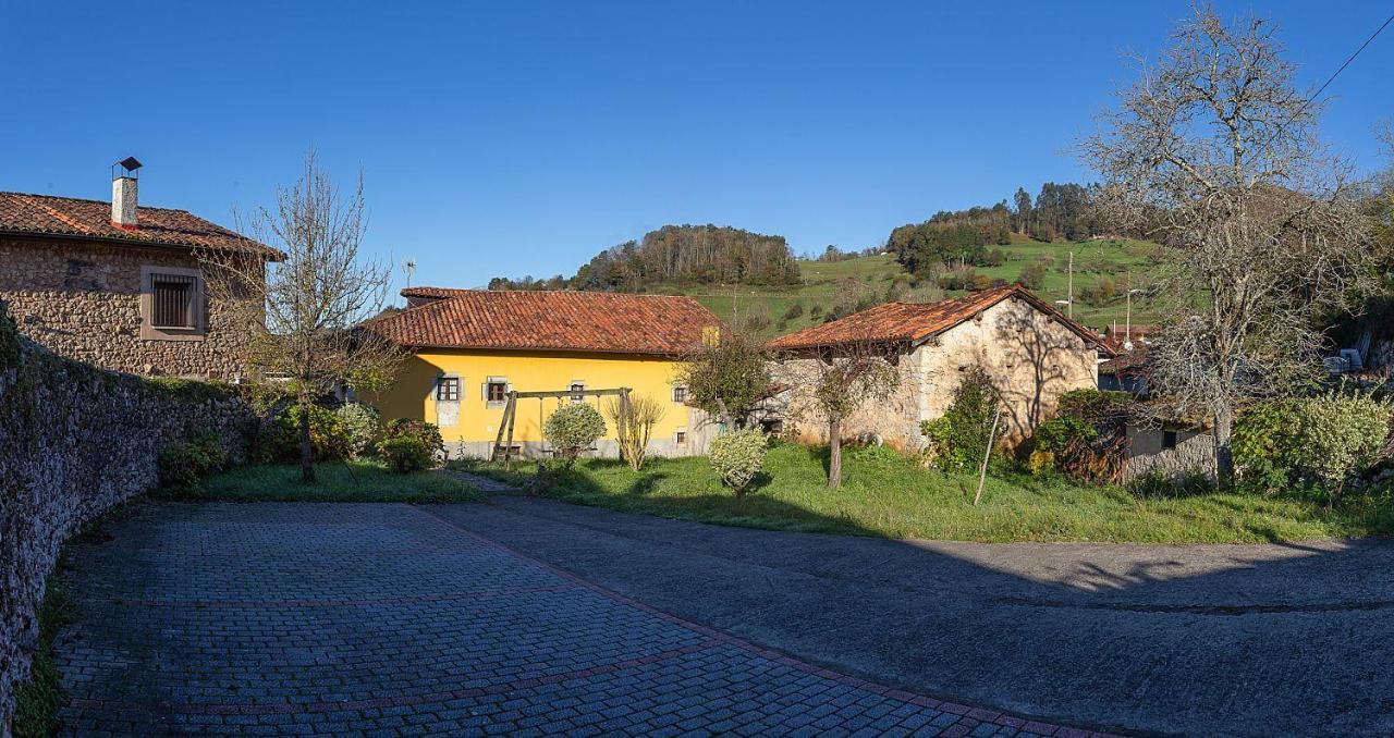 La Corrolada Guest House Avín Exterior foto