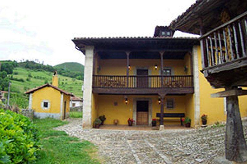 La Corrolada Guest House Avín Exterior foto